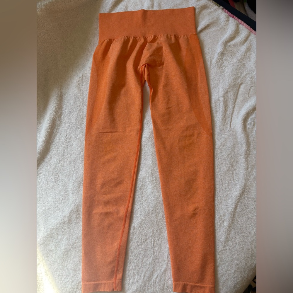 NVGTN  RARE ‘Sunset Orange’ Contour Seamless Leggings~ Medium - Picture 7 of 9
